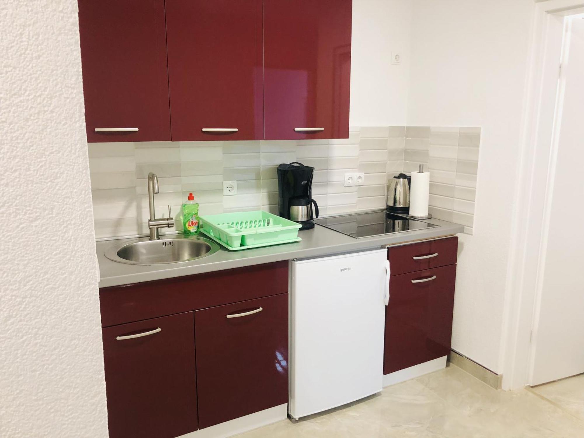 Apartmani Ema تروغير المظهر الخارجي الصورة